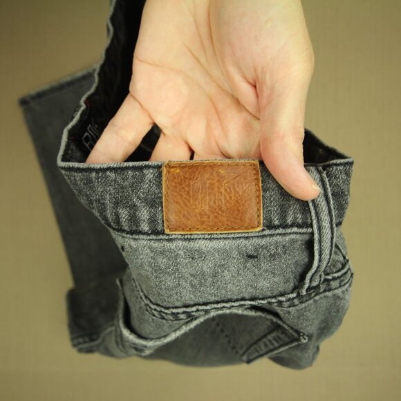 BDG Slim Straight Jeans Women's Size 26 Button Fly Destroyed Distressed Denim - Picture 8 of 12